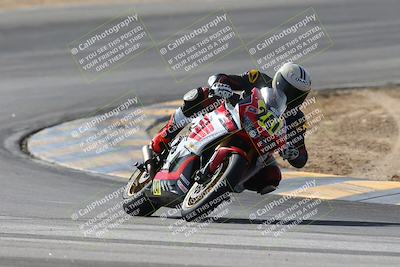 media/Feb-07-2025-CVMA Friday Practice (Fri) [[7034960ba2]]/2-Racer 2/Session 3 (Turn 8)/